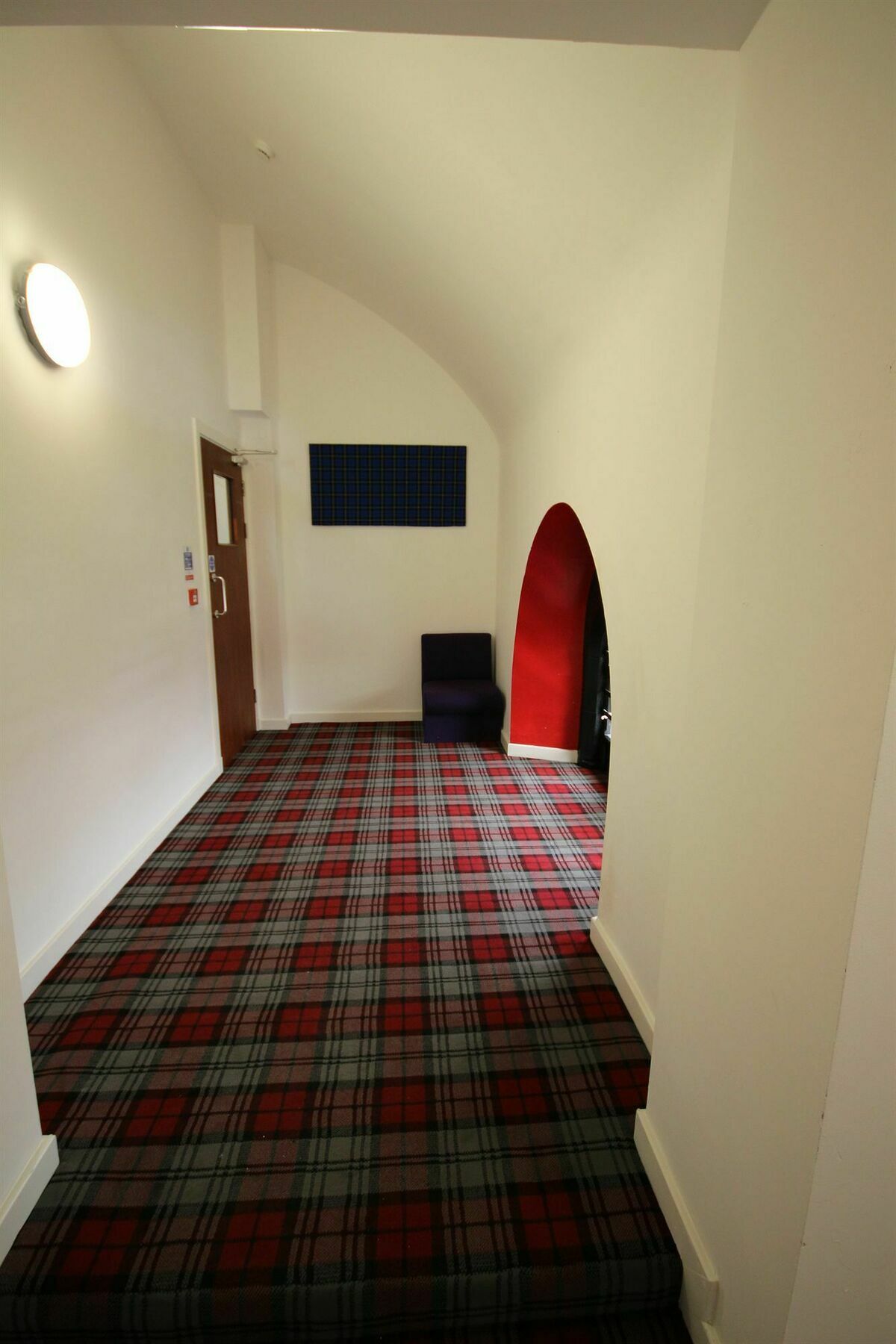 Tartan Lodge Глазго Экстерьер фото
